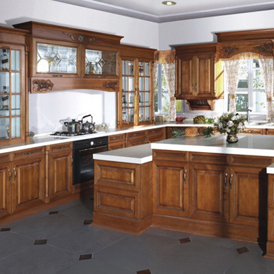 Masīvkoka virtuves skapis